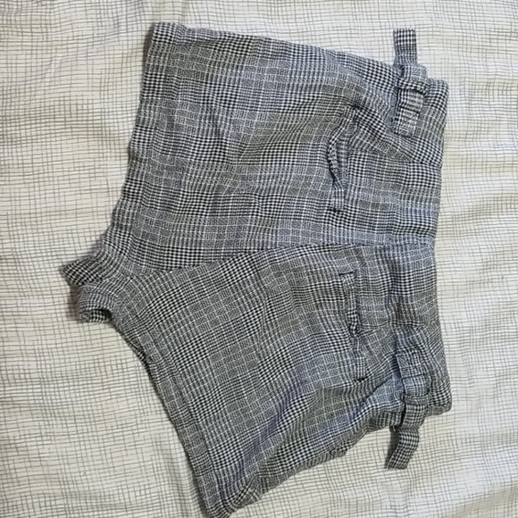 Houndstooth cotton shorts - Picture 2 of 3
